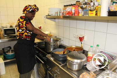 mama afrika in der küche